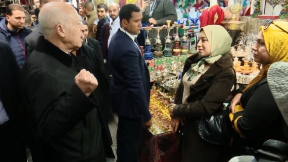 سعيّد لسياح جزائريين: 'ربي يرحم بومدين ويطول في عمر سي عبد المجيد..'